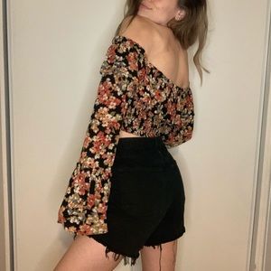 floral 70’s style off the shoulder crop top